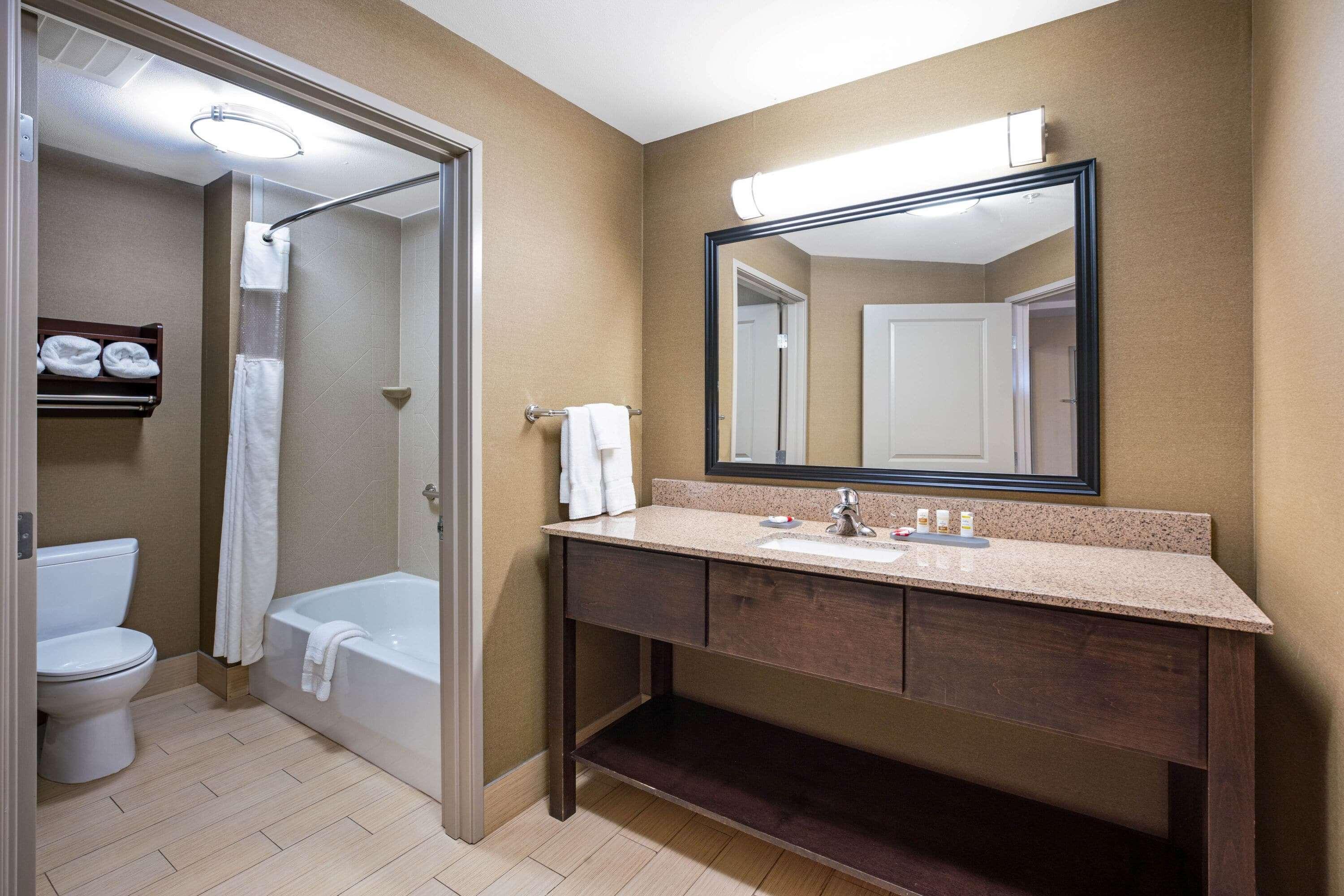 La Quinta By Wyndham Bellingham Hotel Buitenkant foto